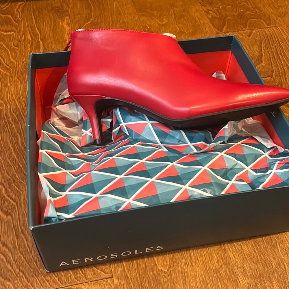 New in box. Red leather booties by Aerosoles. Size 7